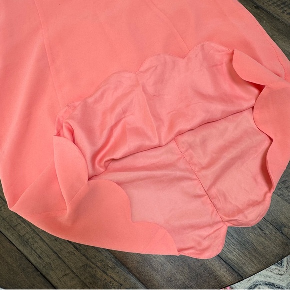 Eye of the Needle | Audrey Scallop Sheath Dress - Picture 4 of 6